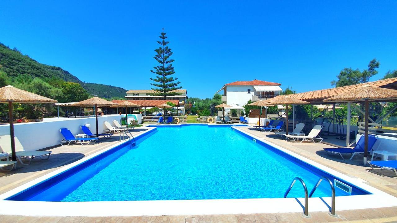 Alexaria Holidays Apartments Frínion Exterior photo