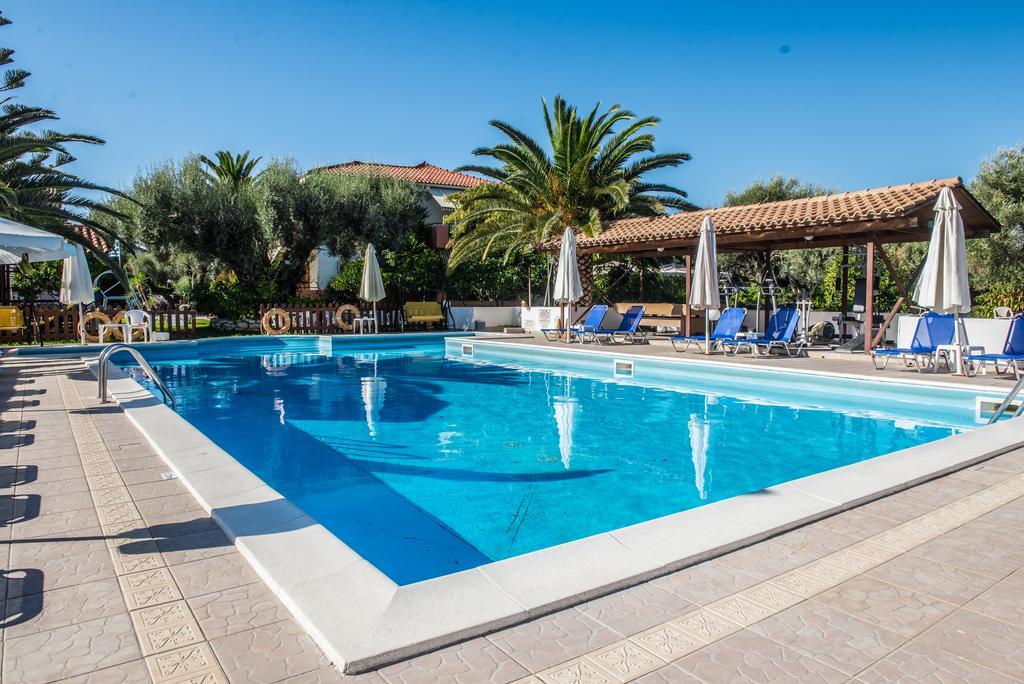 Alexaria Holidays Apartments Frínion Exterior photo