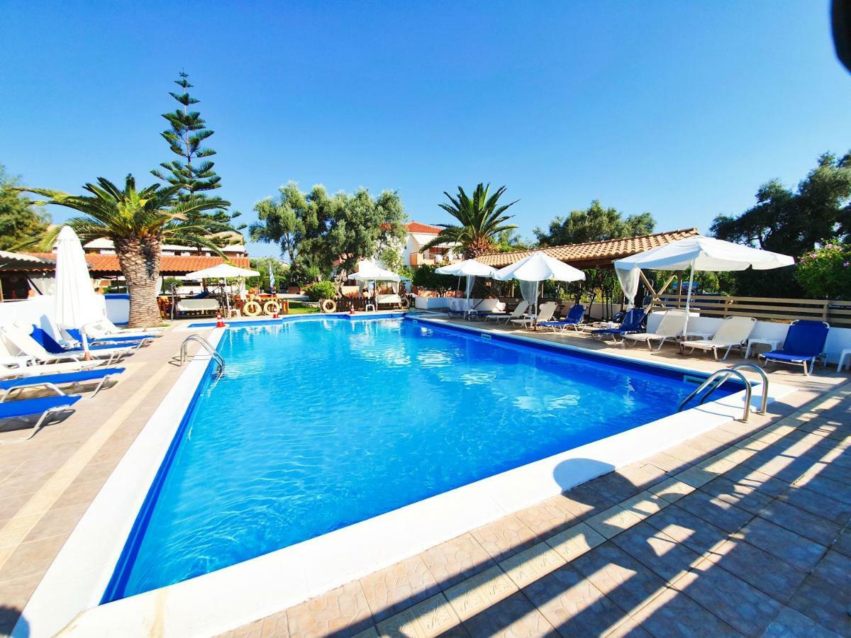 Alexaria Holidays Apartments Frínion Exterior photo