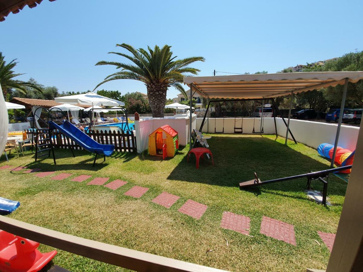Alexaria Holidays Apartments Frínion Exterior photo